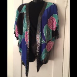 Vintage 100% Silk mid Cuff Sleeve Blazer